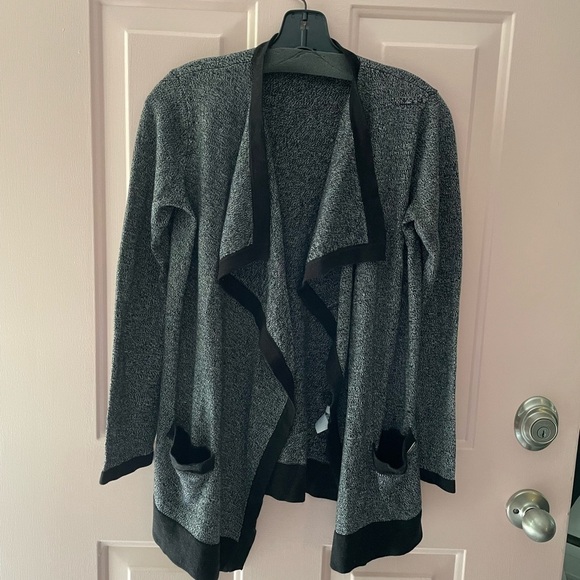 Calvin Klein Gray & Black Cardigan With Pockets - Size Small - Picture 1 of 10